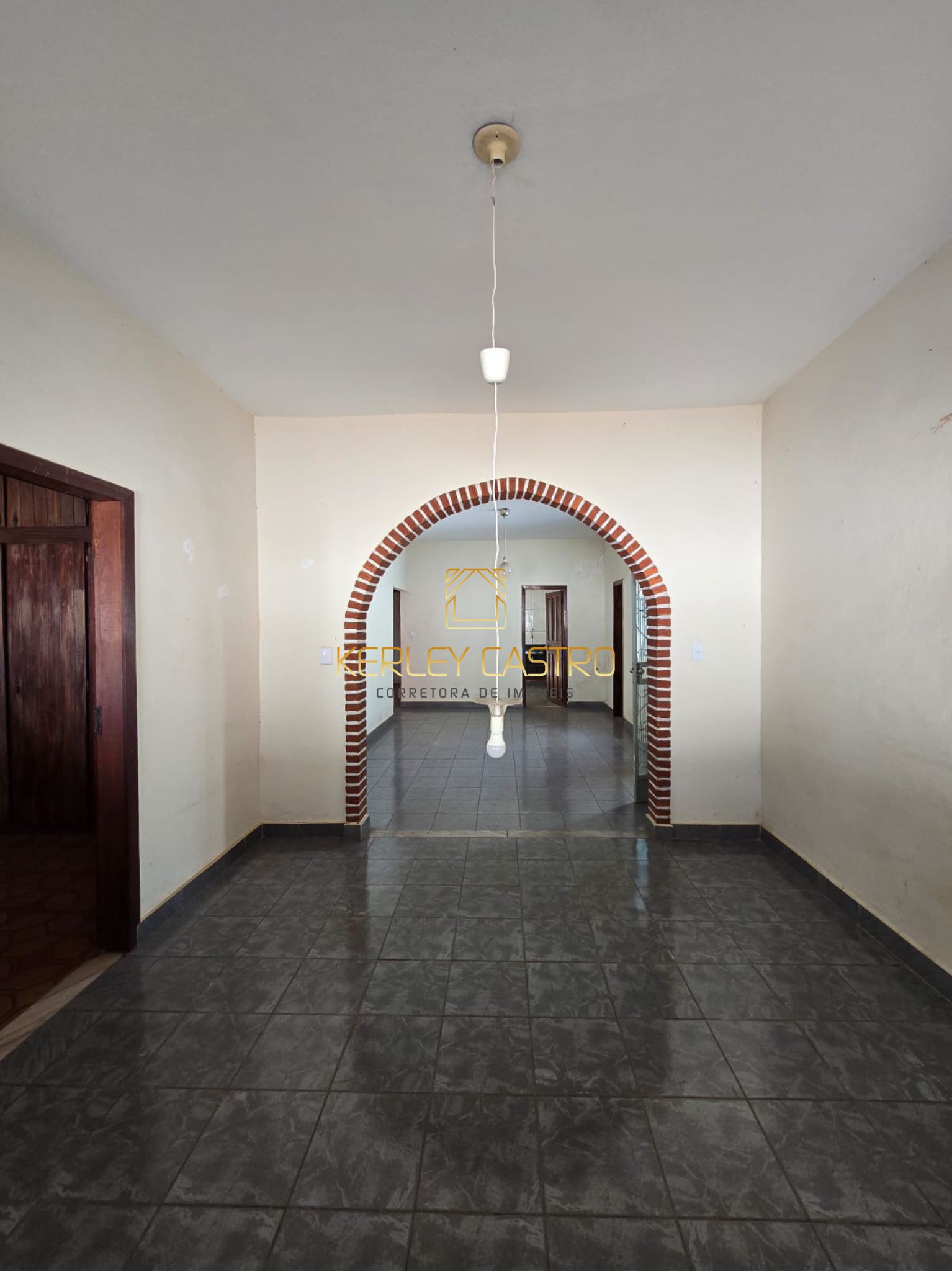 VENDO CASA NO BAIRRO JARDIM EUROPA 